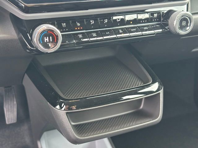 New 2027 Mosaic Black Metallic Chevrolet RS image 10