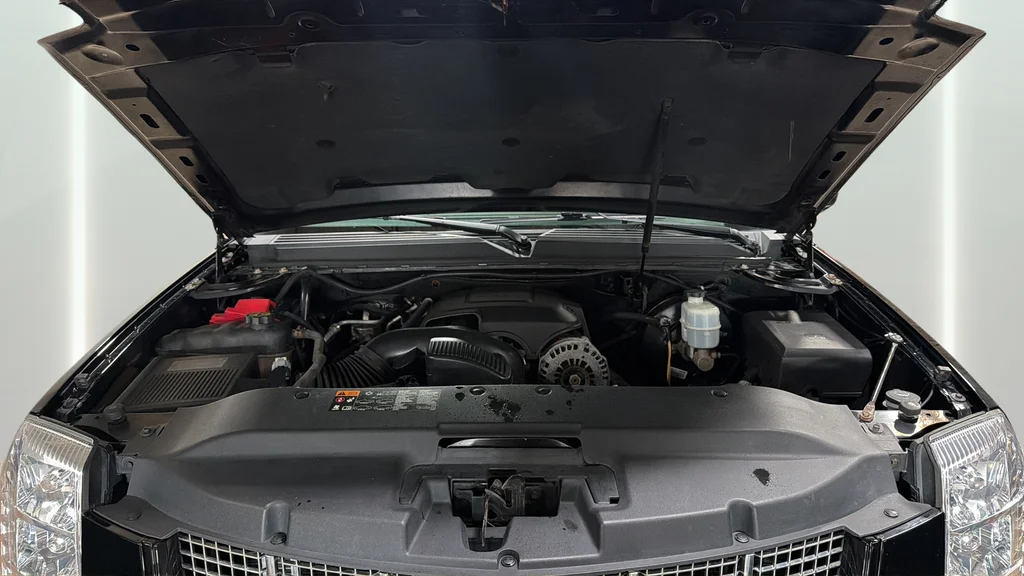 Used 2013 Black Cadillac Premium image 27