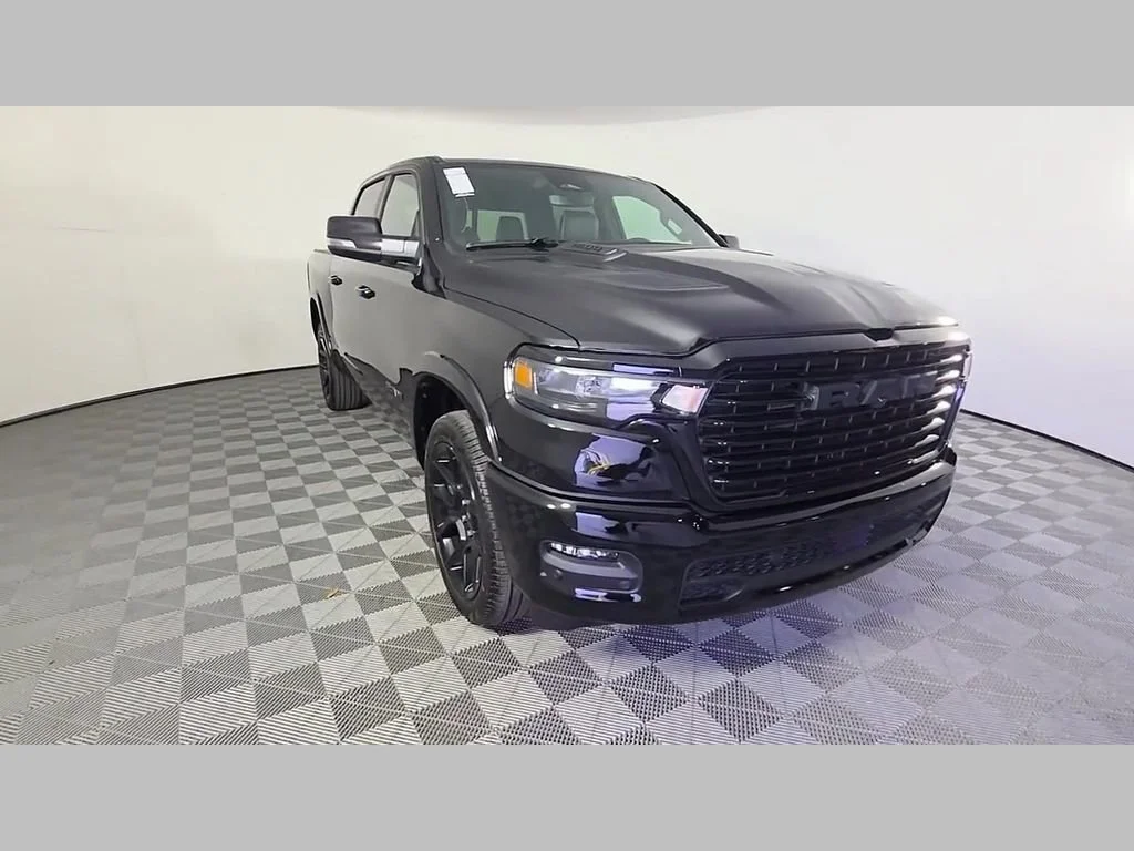 New 2026 Diamond Black Crystal Pearl-Coat Exterior Paint RAM Laramie image 37