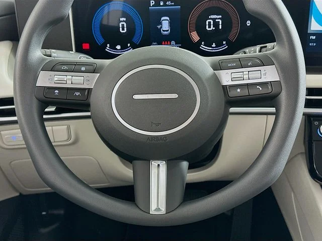 New 2026 Hyundai TUCSON SEL