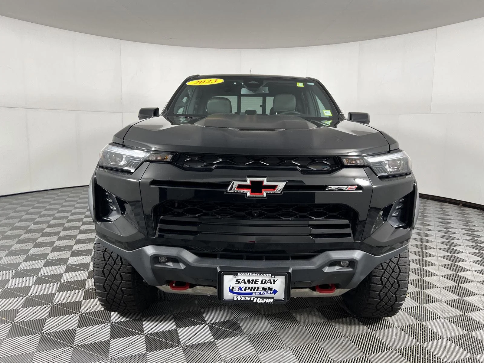 Used 2023 Black Chevrolet ZR2 image 22