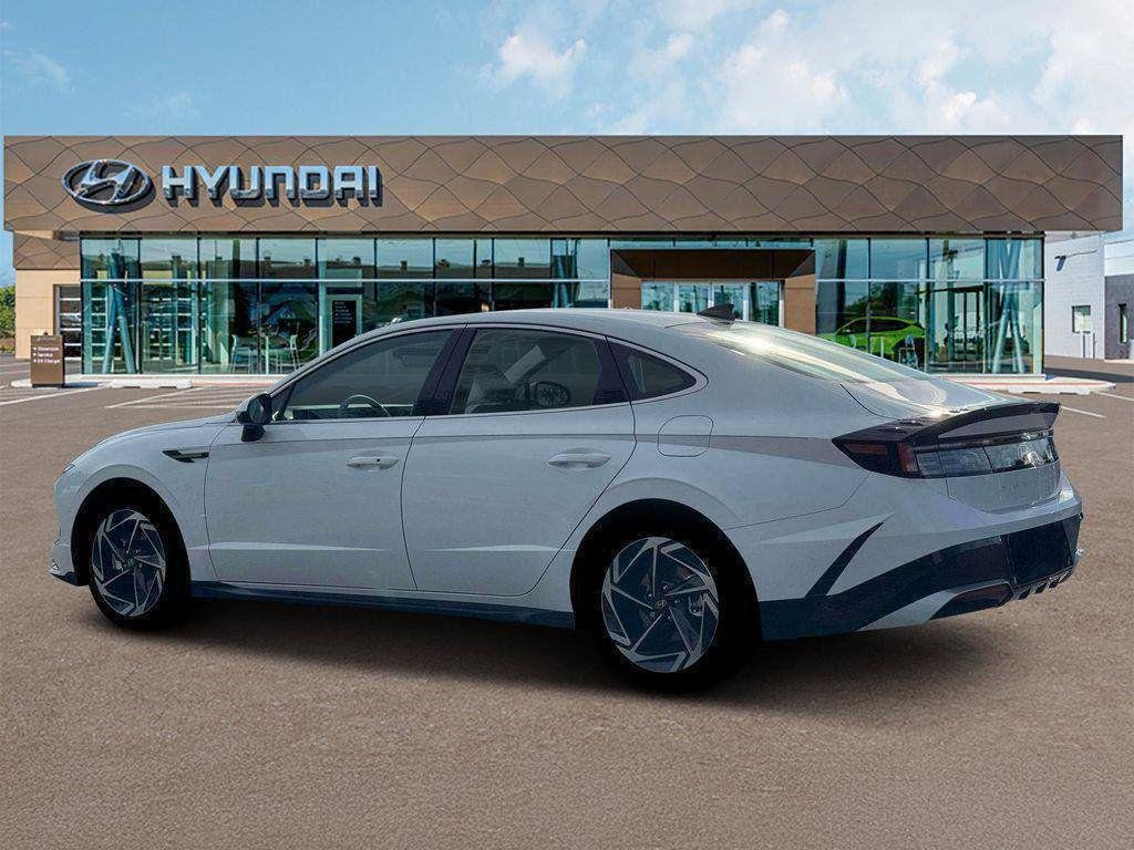 New 2026 White Hyundai SEL Sport image 4