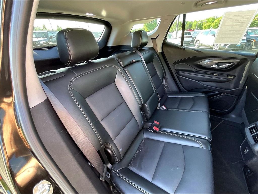 Used 2024 Black GMC SLT image 15