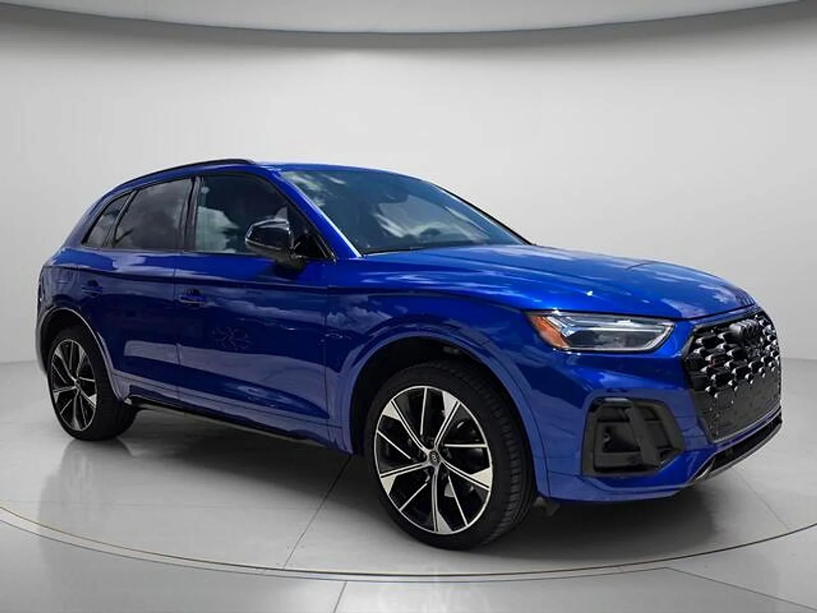 Used 2023 Ultra Blue Metallic Audi Premium Plus TFSI quattro Tiptronic image 4