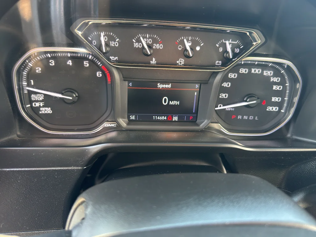 Used 2021 Quicksilver Metallic GMC SLT image 19