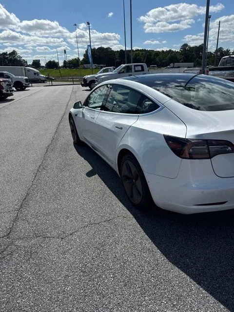 Used 2020 Pearl White Multi Tesla Standard Range Plus image 4