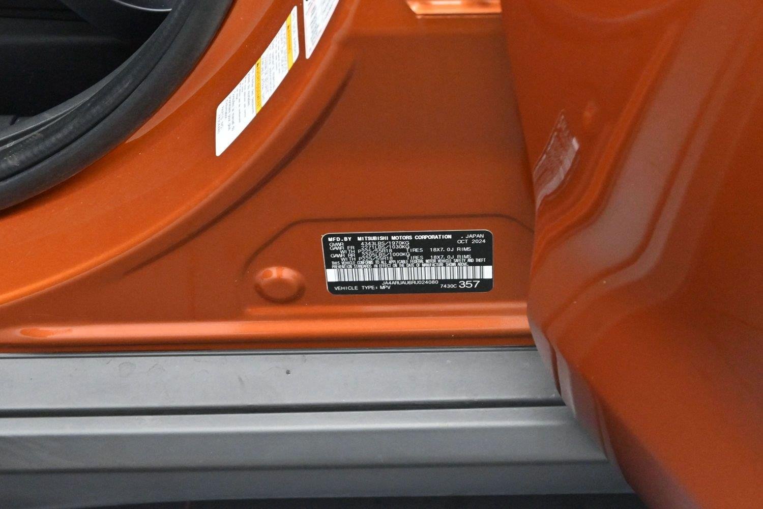 Used 2024 Sunshine Orange Metallic Mitsubishi ES image 33