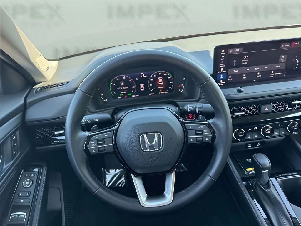 Used 2023 Silver Honda Touring image 15