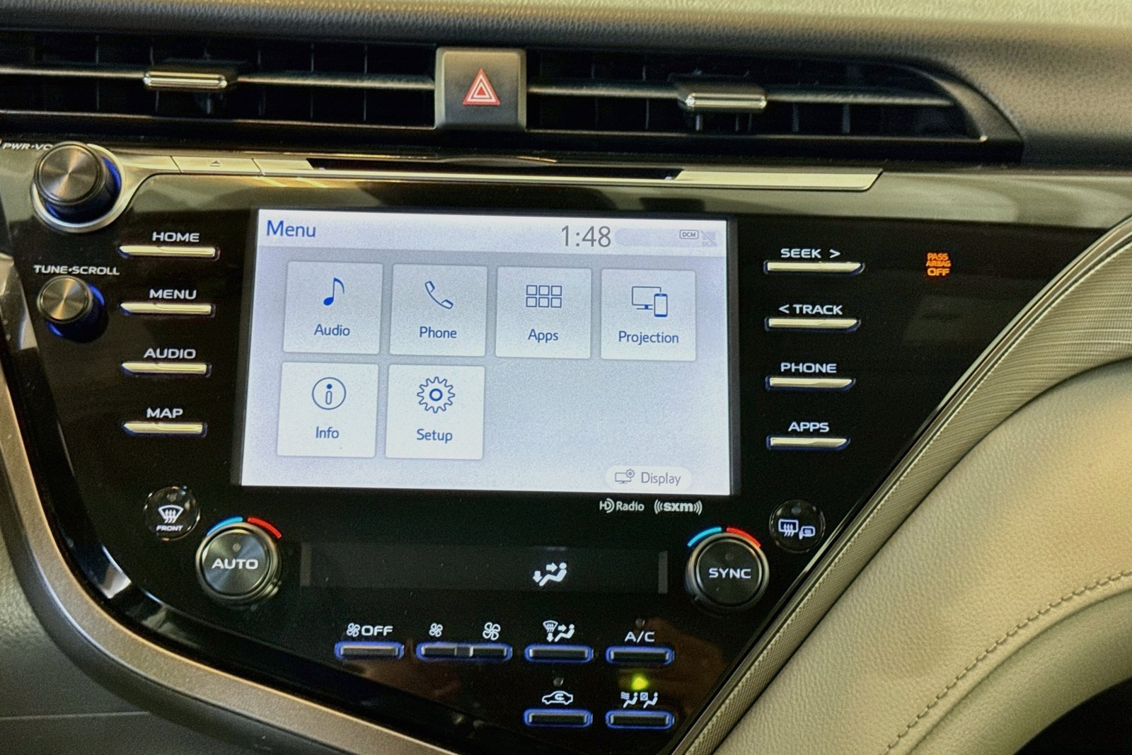 Used 2019 White Toyota Hybrid SE image 13