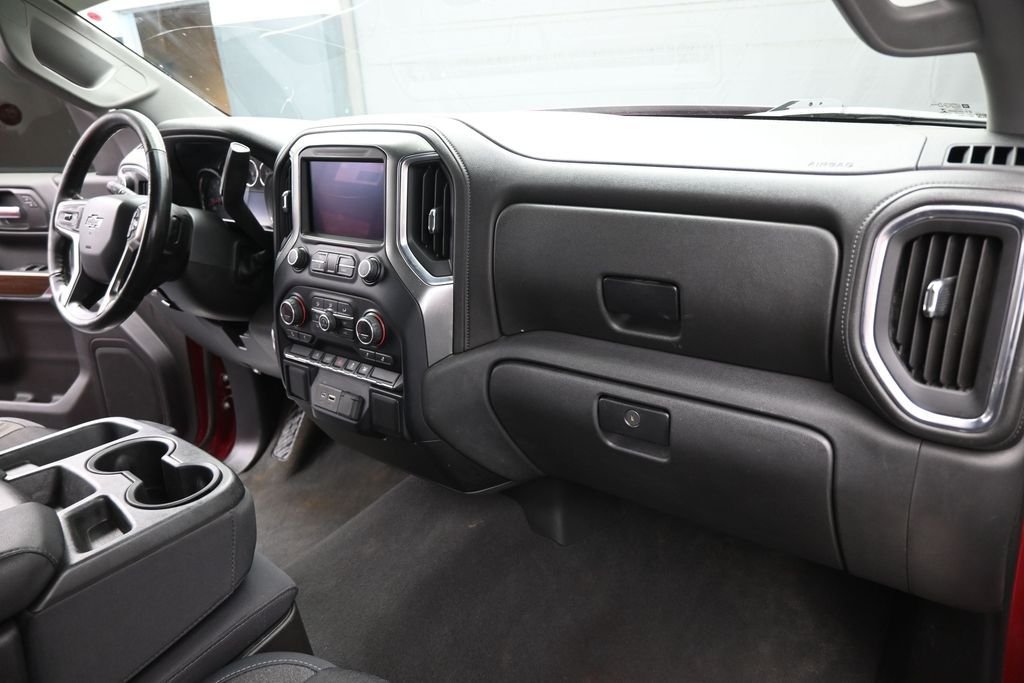Used 2019 Red Chevrolet RST image 24