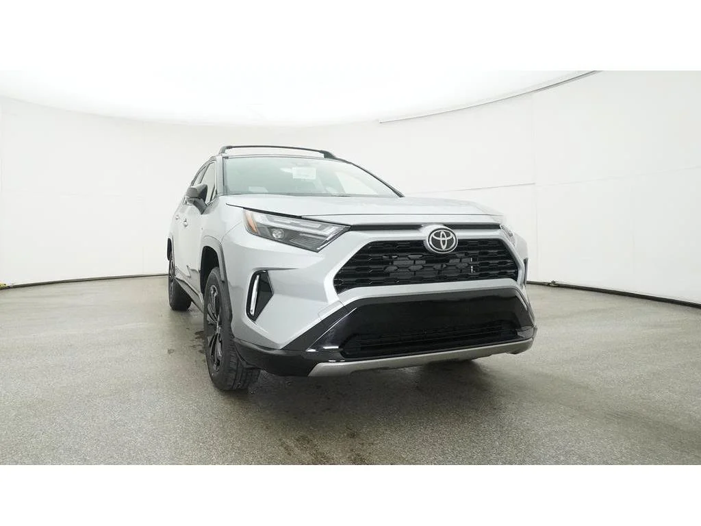 Used 2025 Silver Toyota XSE image 36