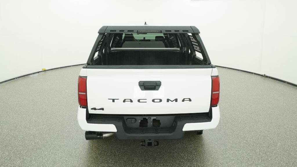 2026 Toyota Tacoma SR5 - Photo 15