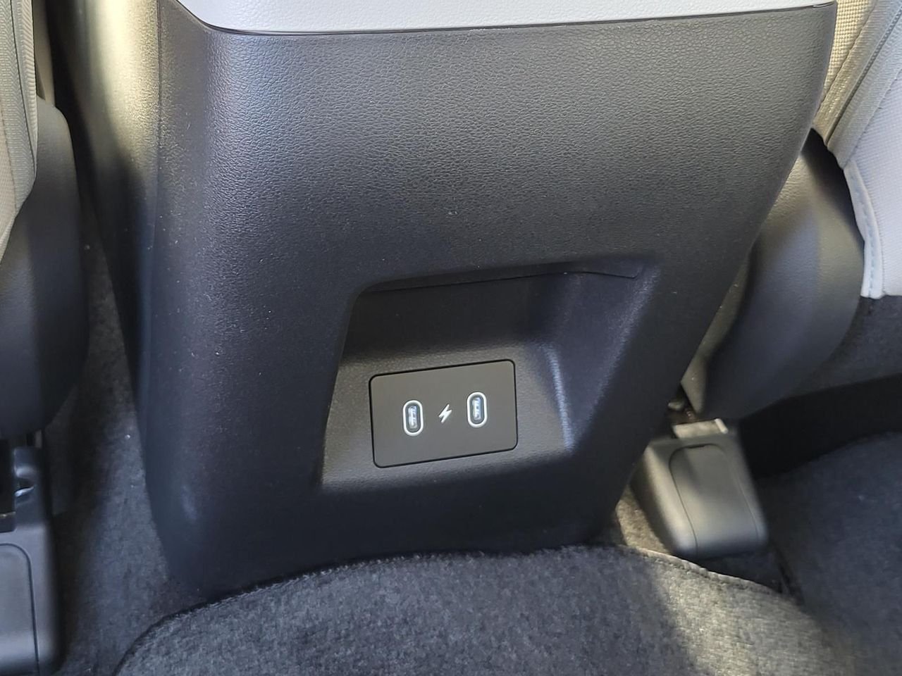 New 2026 Ecotronic Gray Hyundai SE FWD image 11