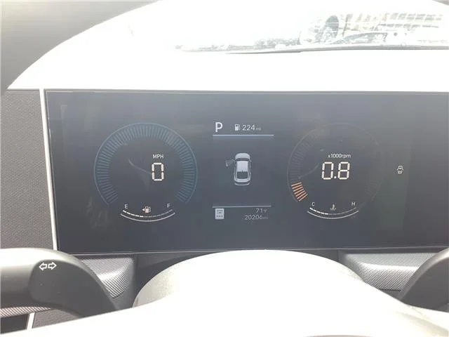 Used 2025 Portofino Gray Hyundai SEL Front-Wheel Drive image 21