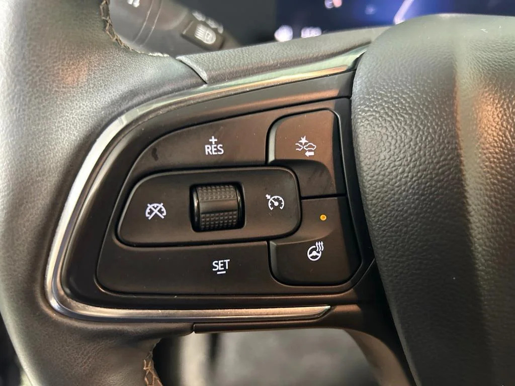 Used 2024 Ebony Twilight Metallic Buick Preferred image 20