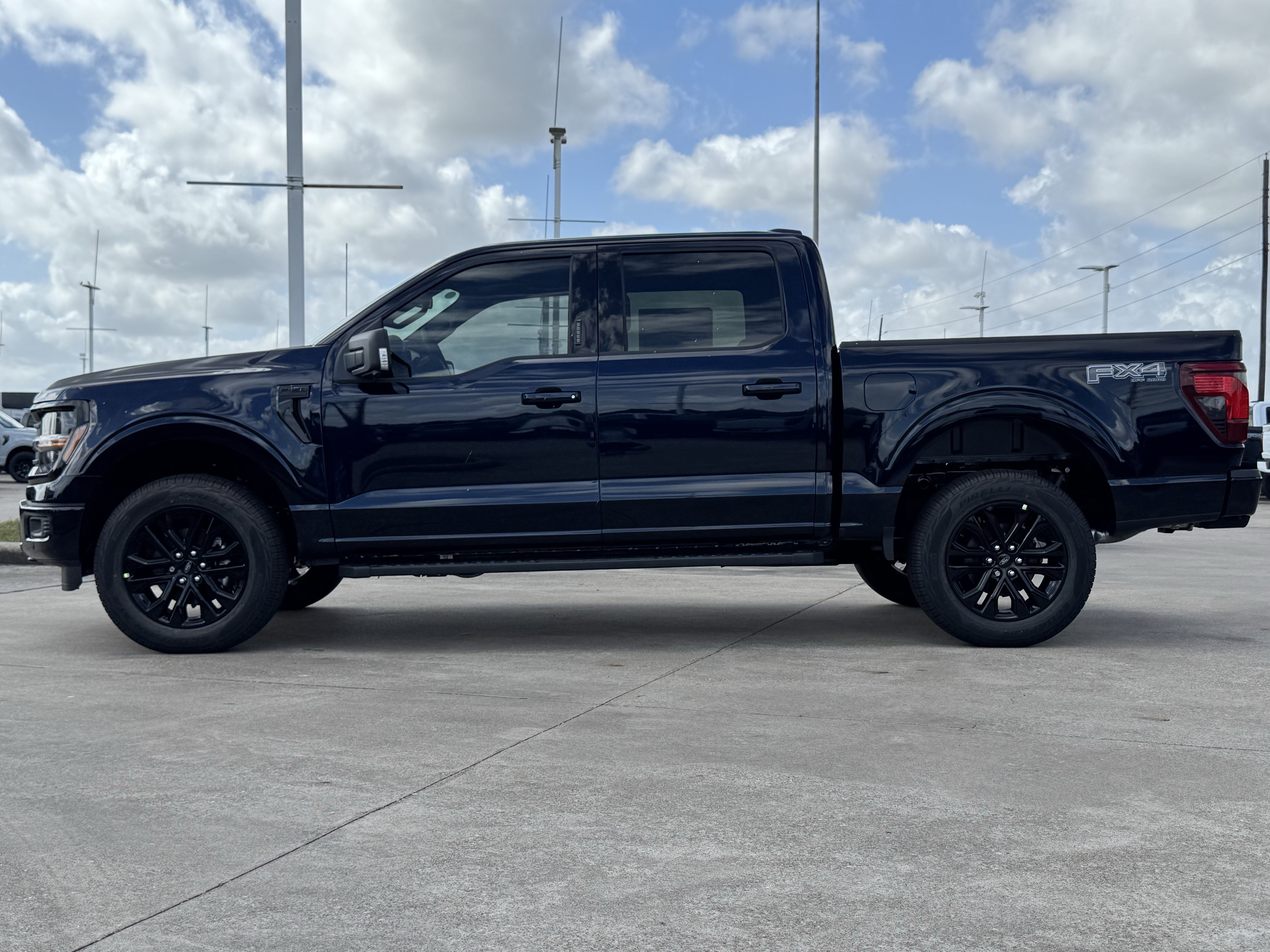 New 2026 Antimatter Blue Metallic Ford XLT image 6