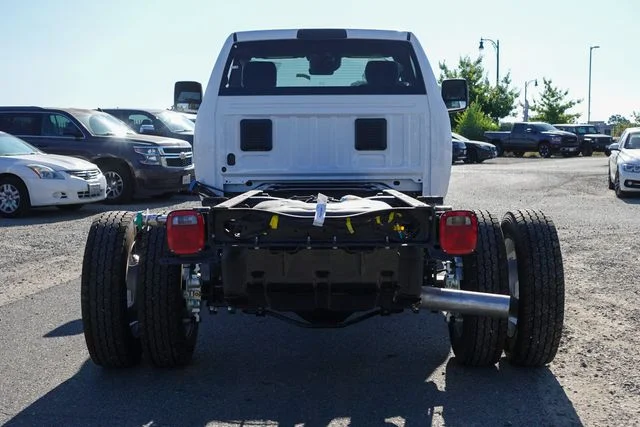 New 2025 Bright White Clearcoat RAM Tradesman image 10