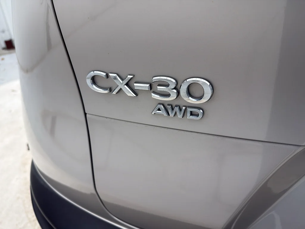 2023 Mazda CX-30 Premium - Photo 8