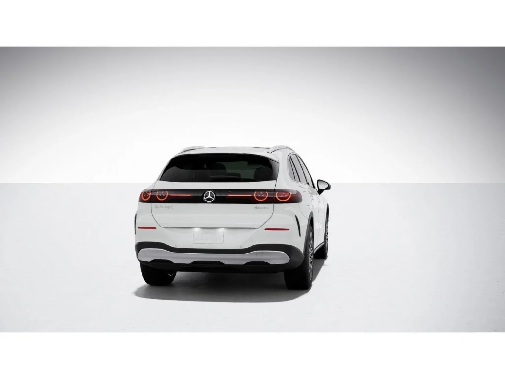 New 2027 White Mercedes-Benz GLC 400 image 24
