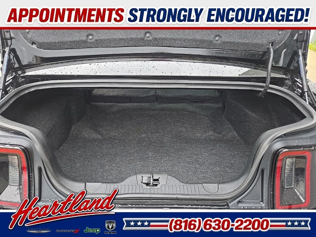 Used 2013 Black Ford Shelby GT500 image 89