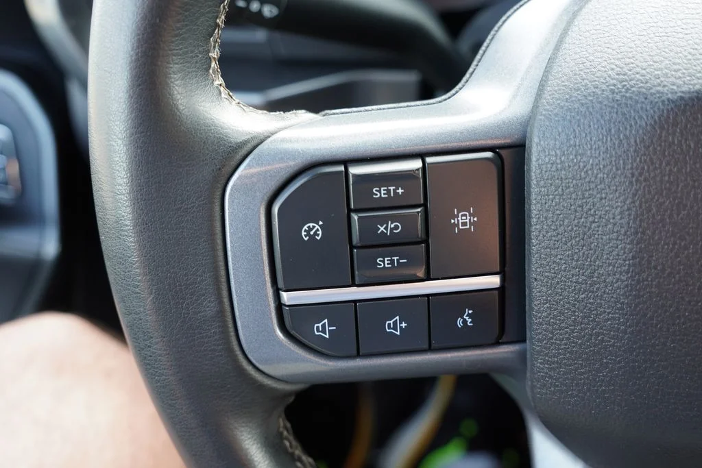 Used 2023 Black Ford XLT image 34
