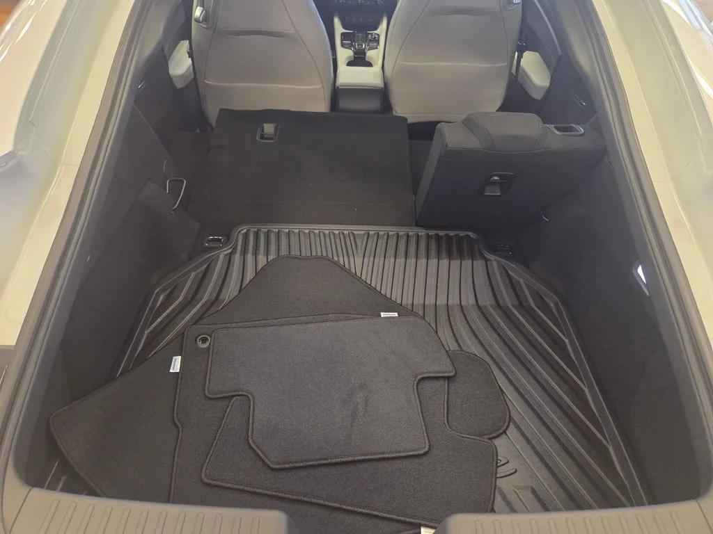 New 2026 Winter Frost Pearl Honda Hybrid image 27