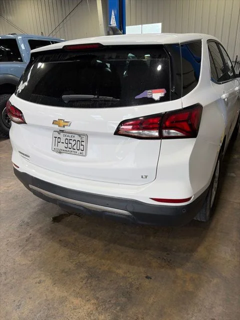 Used 2022 White Chevrolet LT image 8