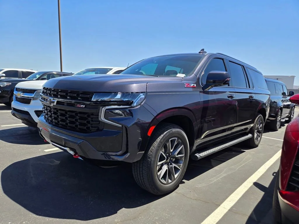 Used 2024 Dark Ash Metallic Chevrolet Z71 image 2