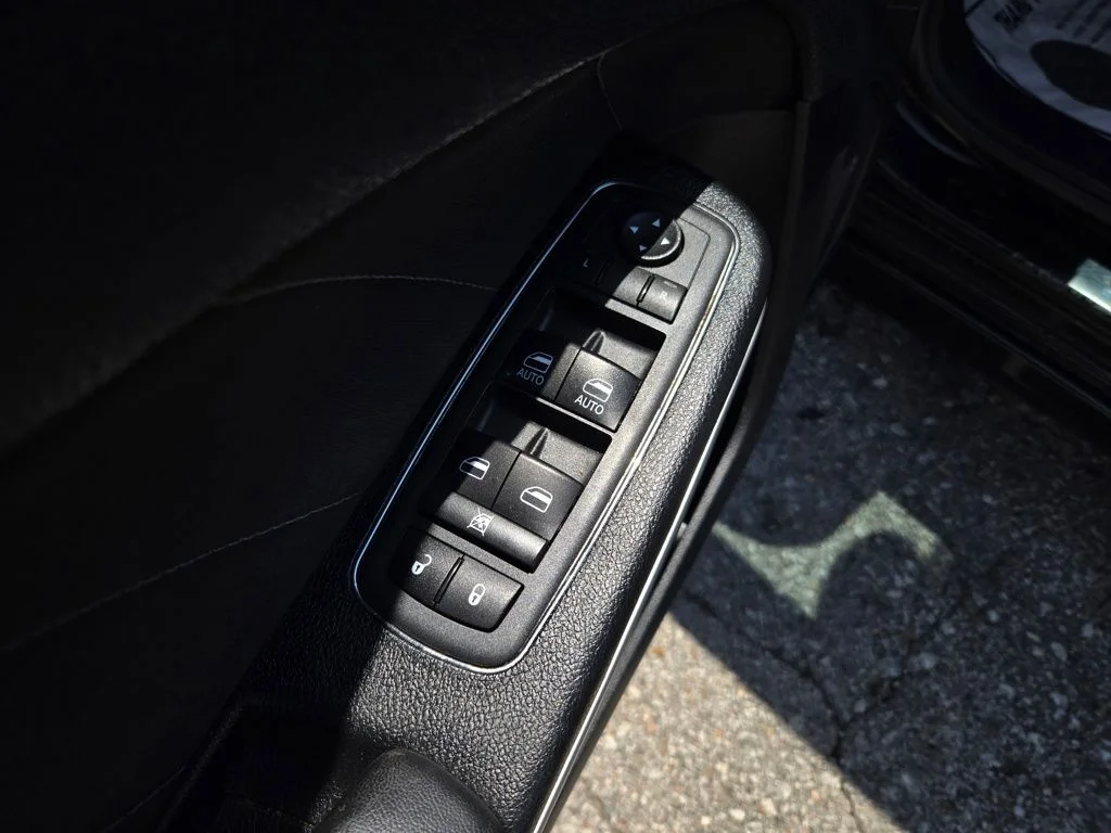 Used 2019 Black Dodge R/T Scat Pack image 12