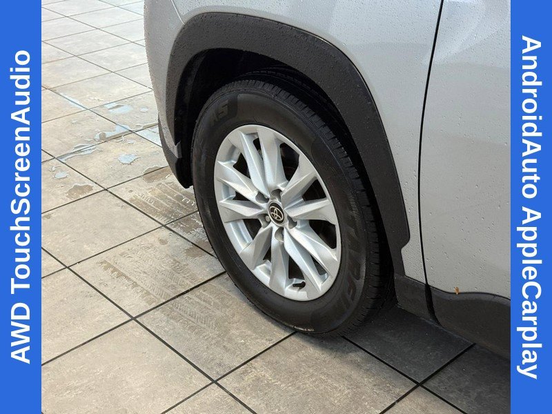 Used 2022 Silver Toyota LE image 9