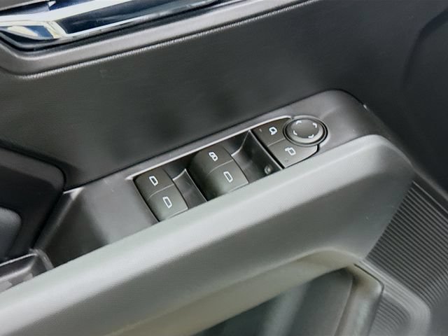 New 2026 Summit White Chevrolet LT image 20