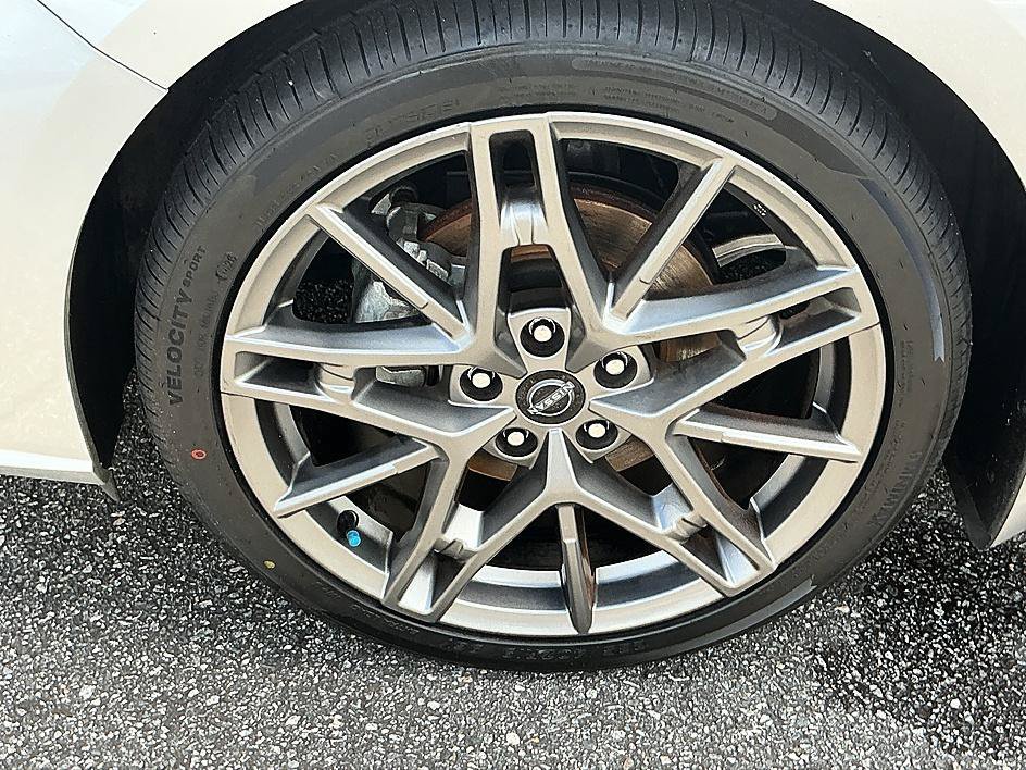 Used 2023 Brilliant Silver Metallic Nissan 2.0 SR image 8