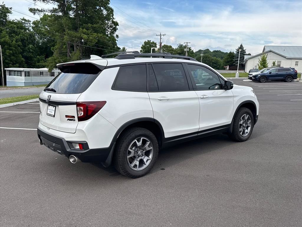 Certified Used 2023 Platinum White Pearl Honda AWD TRAILSPORT image 34