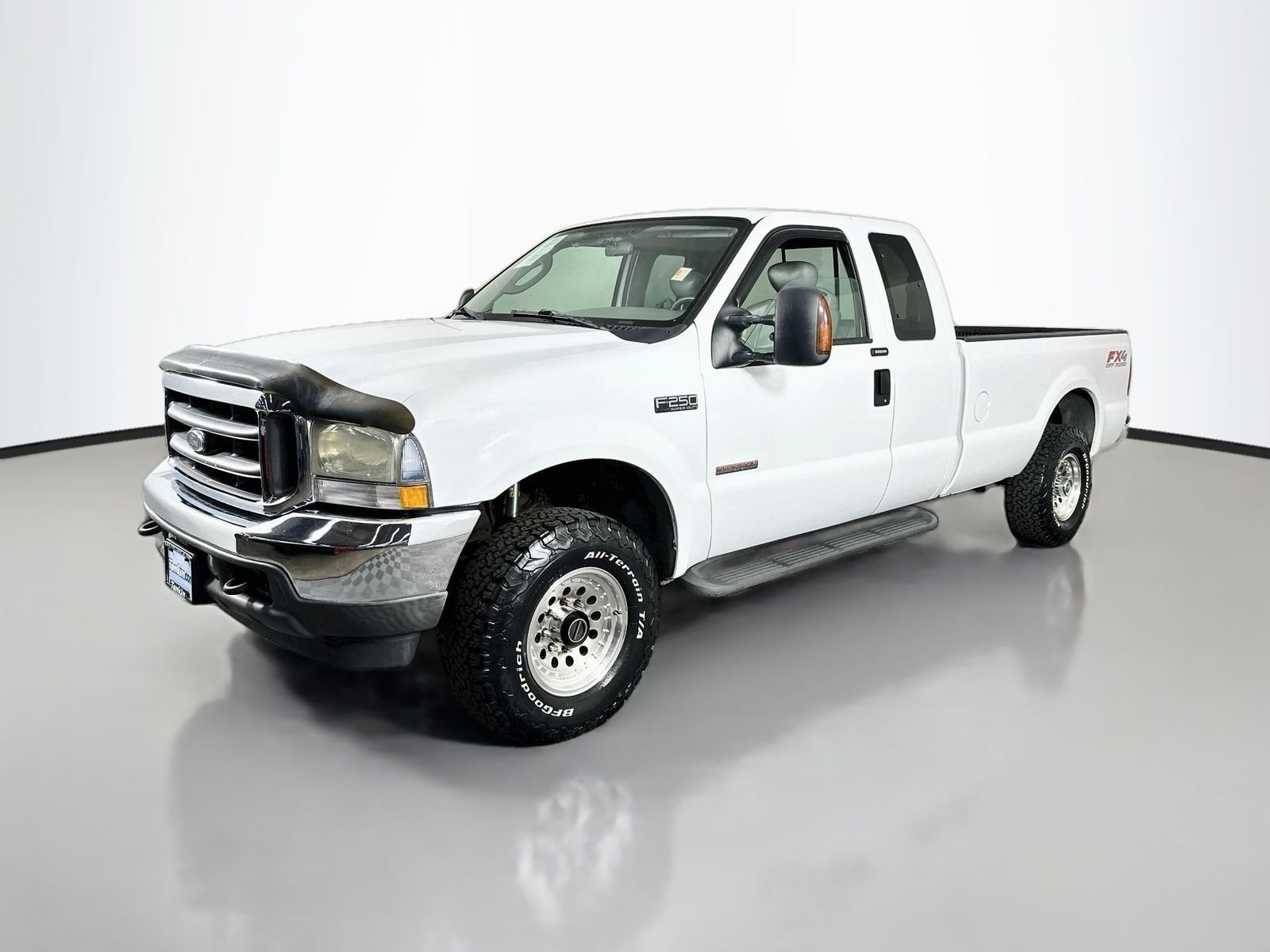 Used 2004 Oxford White Clearcoat Ford Lariat image 4