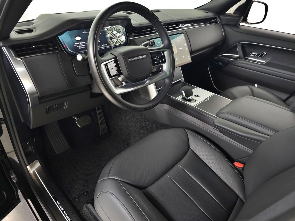 Certified Used 2026 Santorini Black Metallic Land Rover SE image 17