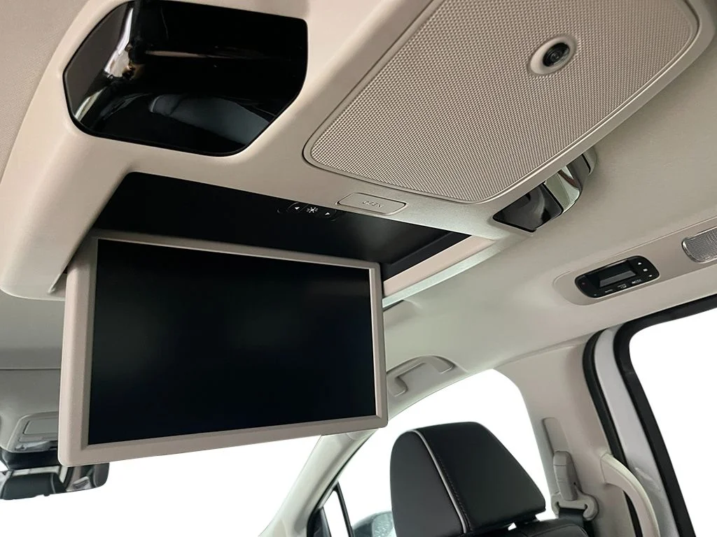 New 2026 Platinum White Pearl Honda Touring image 24