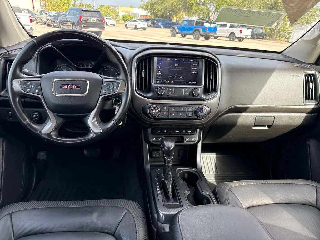 Certified Used 2022 White GMC AT4 w/Leather image 5