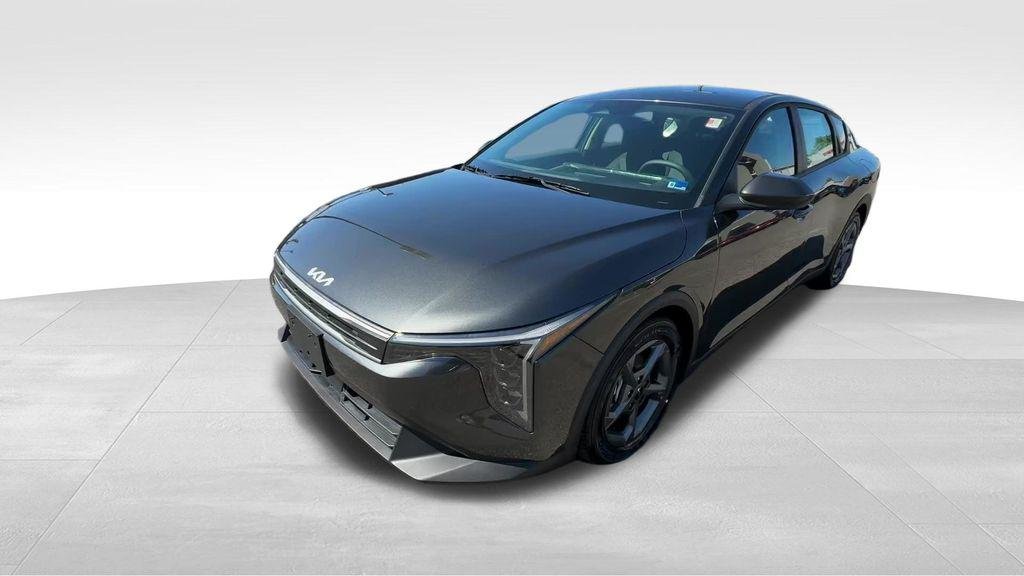 New 2026 Interstellar Gray Kia LXS image 10