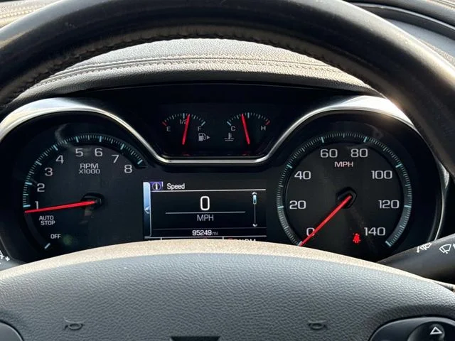 Used 2019 White Chevrolet LT image 23