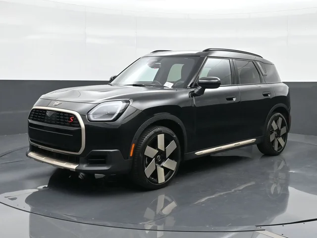 2025 MINI Cooper S Countryman Signature Plus