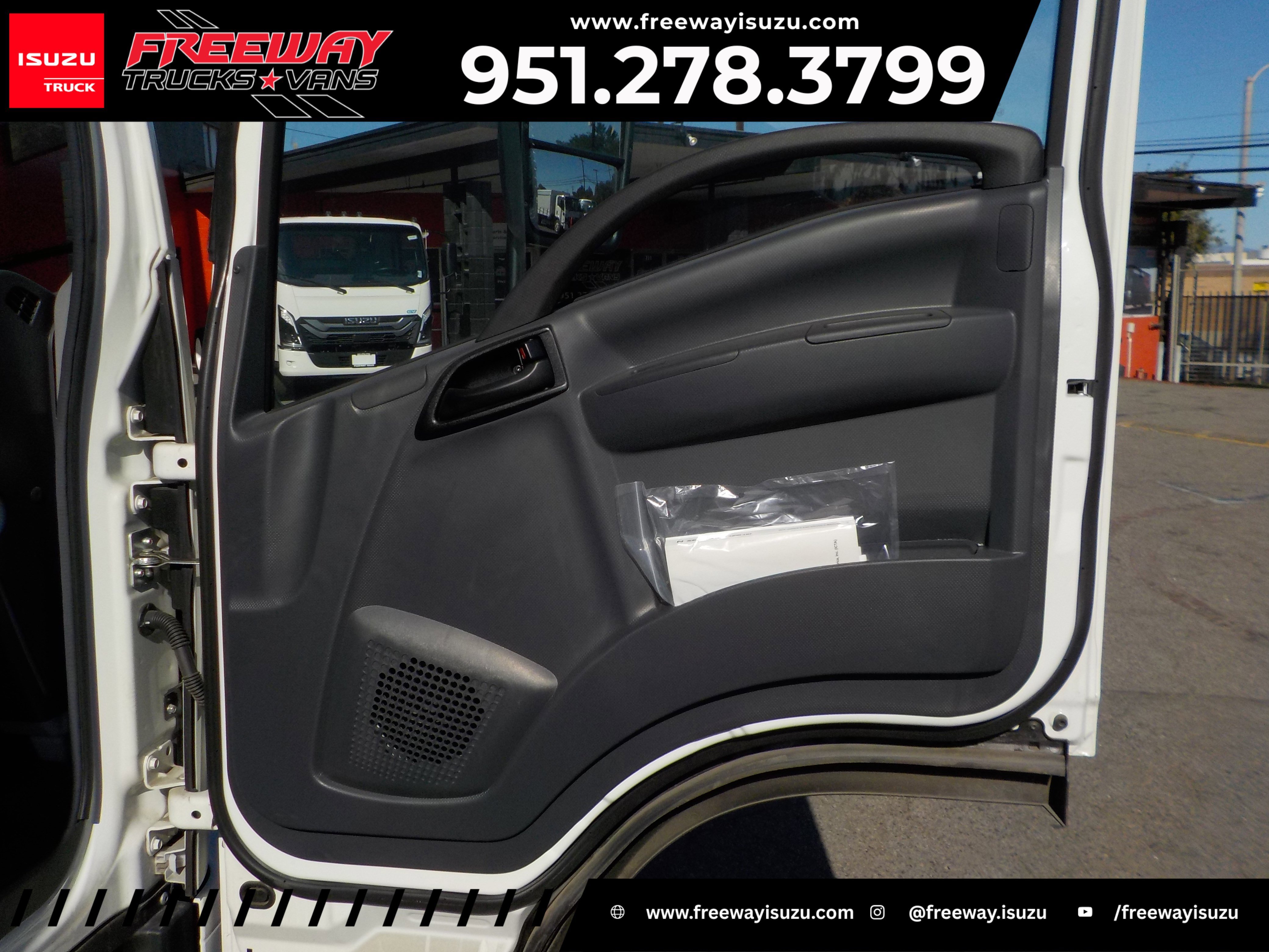 2024 Isuzu NPR HD - Photo 12