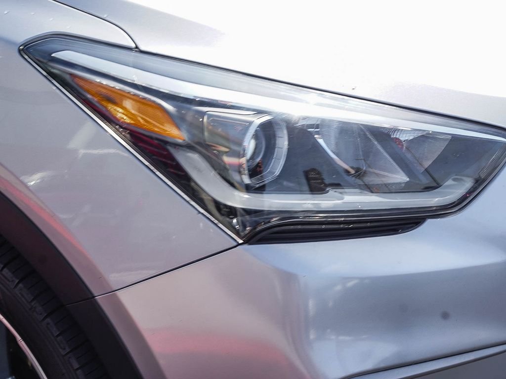 Used 2018 Silver Hyundai Limited Ultimate image 10
