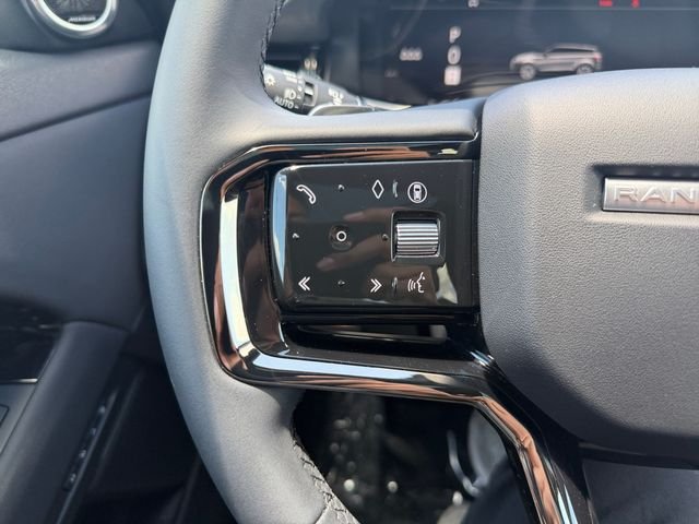 Certified Used 2026 Black Land Rover Dynamic image 22
