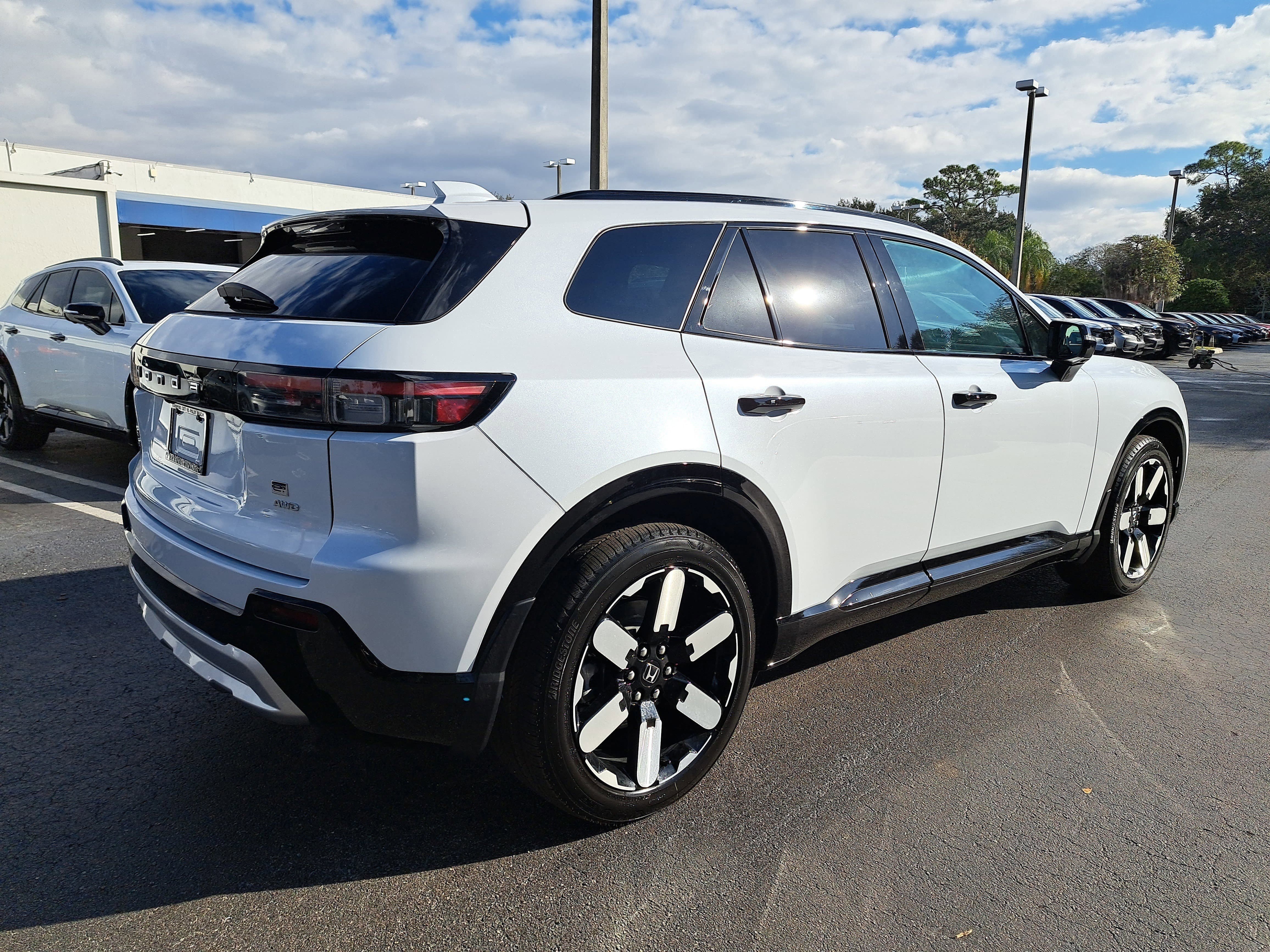 New 2026 Frostline White Pearl Honda Elite image 6
