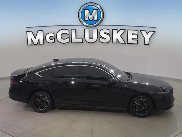 Used 2023  Honda EX image 12