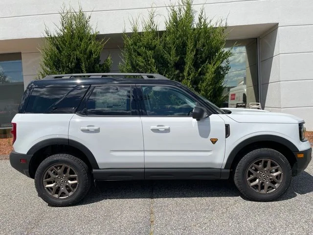 New 2026 OXFORD WHITE Ford Badlands image 5