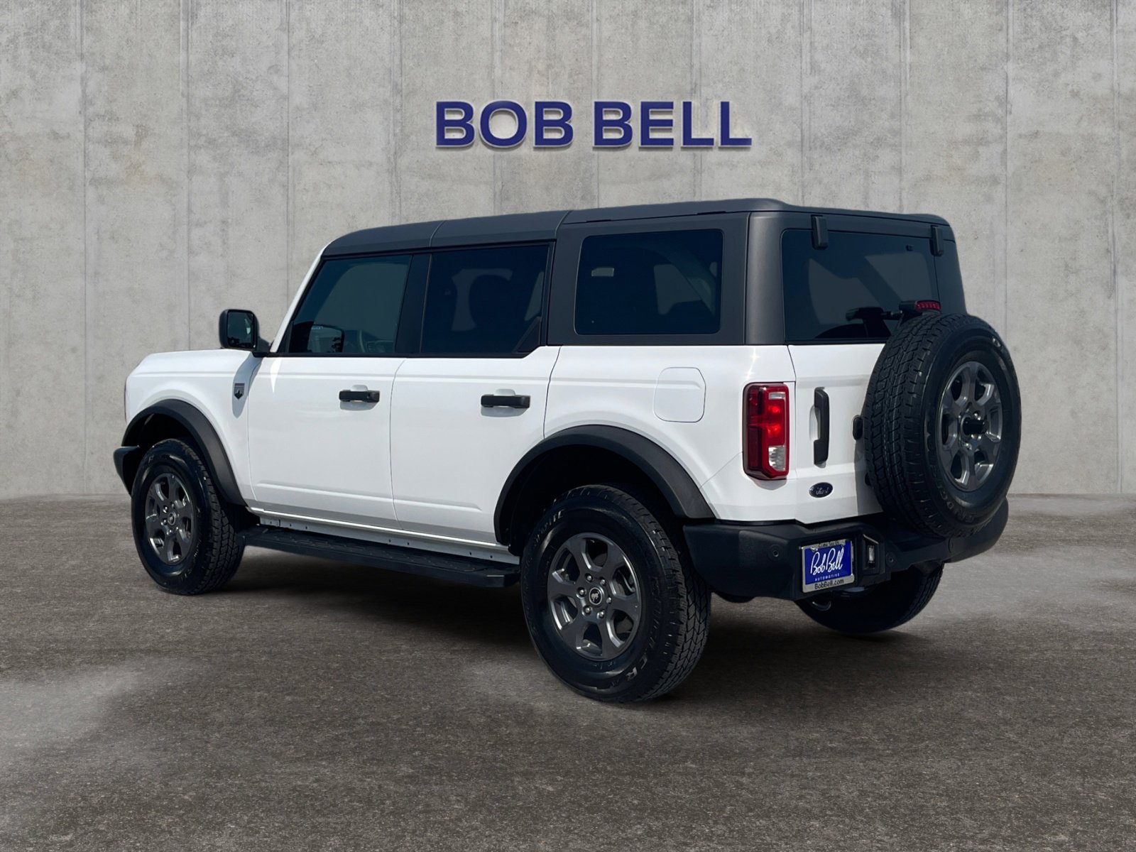 Certified Used 2025 Oxford White Ford Big Bend image 3