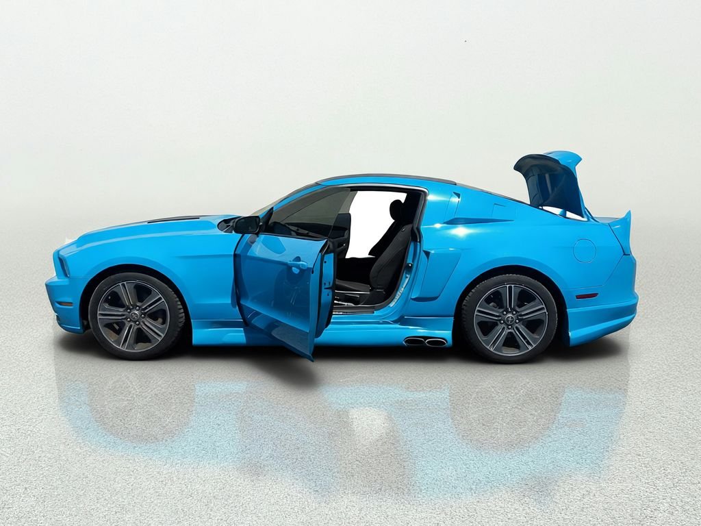 Used 2014 Blue Ford V6 image 12