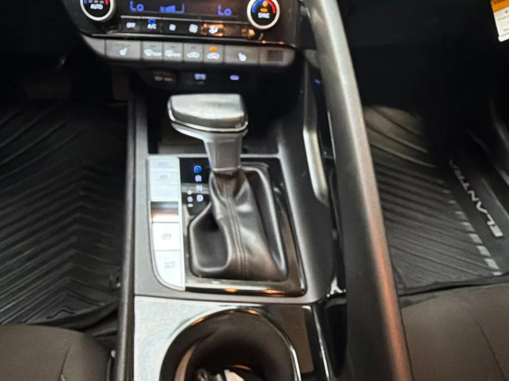 Used 2025 Intense Blue Hyundai SEL Convenience image 21