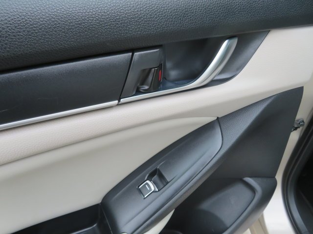 Used 2018 Kona Coffee Metallic Honda LX 1.5T image 17